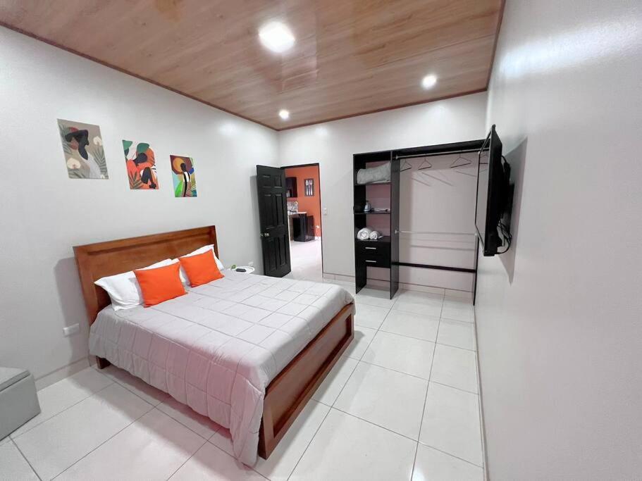 Orange Apartment 5 Min Aeropuerto Juan Santamaria Alajuela Dış mekan fotoğraf